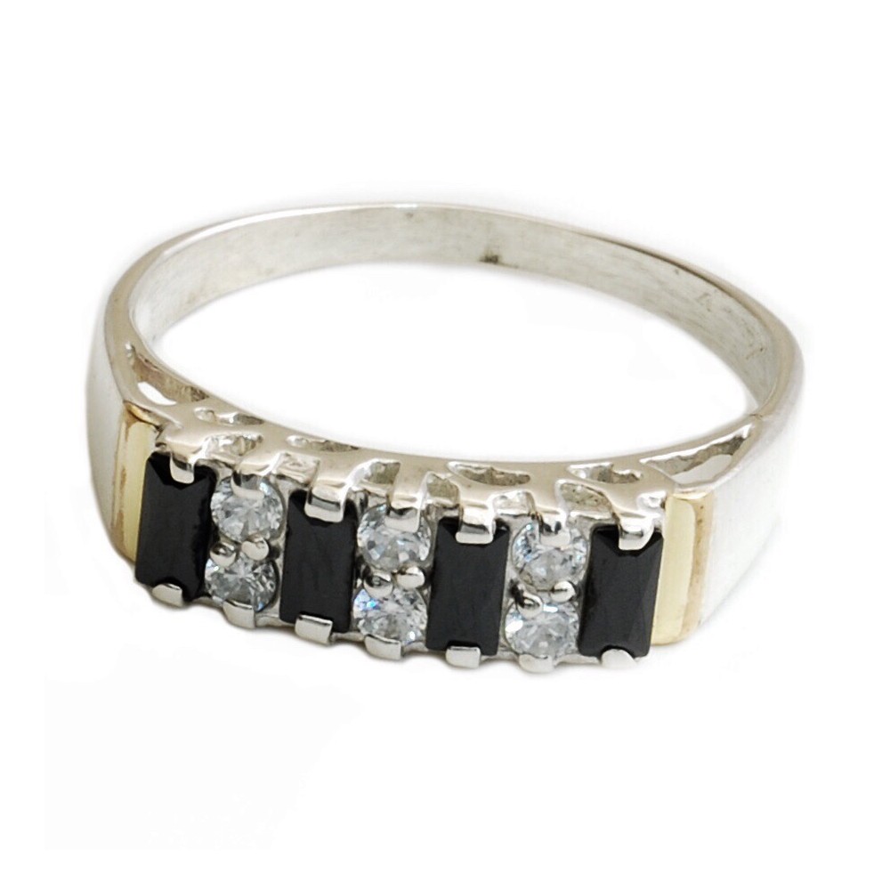 Anillo con aplique baguettes negro 