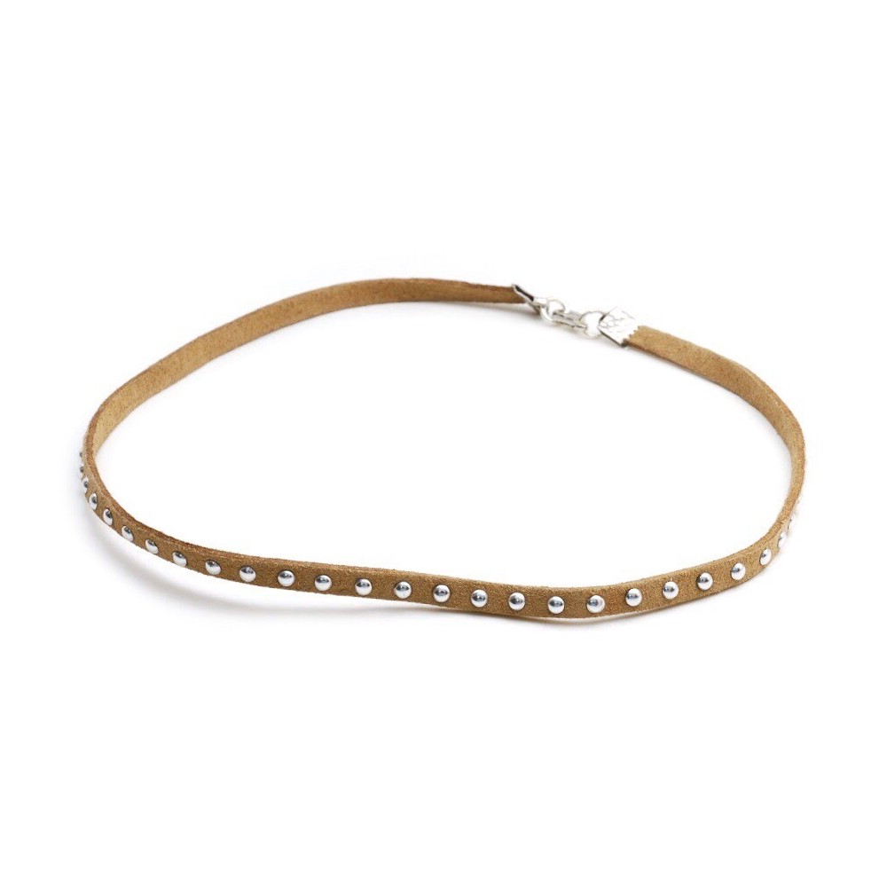 Choker gamuza con tachas